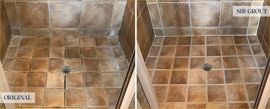 Shower Walls Before and After Somona Caulking Service